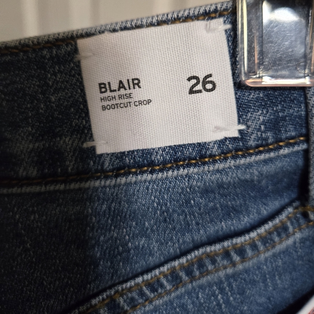 Hudson Blair High Rise Bootcut Crop Jeans Medium Wash Indigo 26 New with tags - Picture 3 of 6